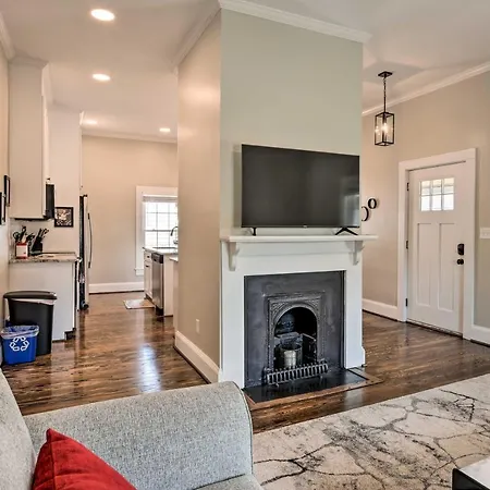 Ideally Located Penne Place With Deck And Grill Greenville Exterior photo