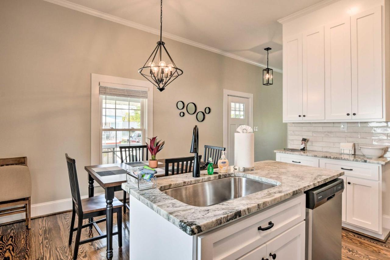 Ideally Located Penne Place With Deck And Grill Ferienhaus