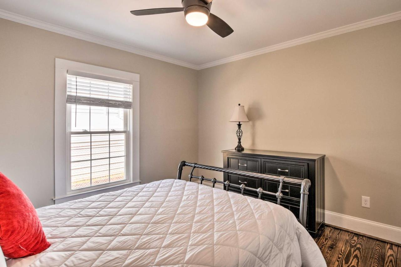 Ideally Located Penne Place With Deck And Grill Ferienhaus Greenville